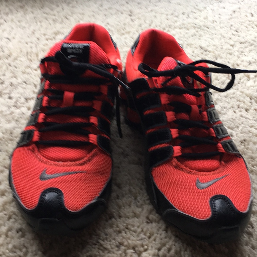 Nike Shox size 9